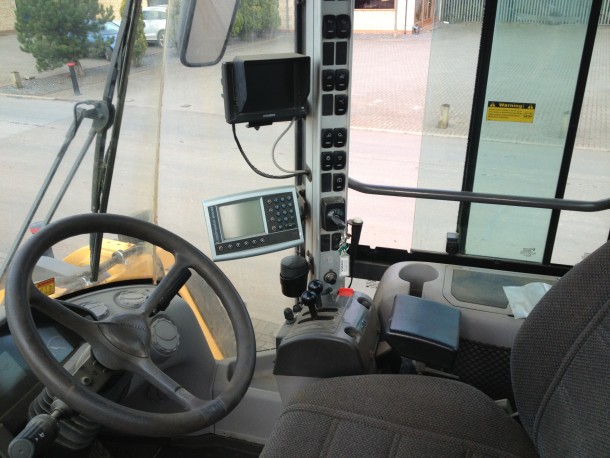 VOLVO VOLVO L220 WHEEL LOADER USED